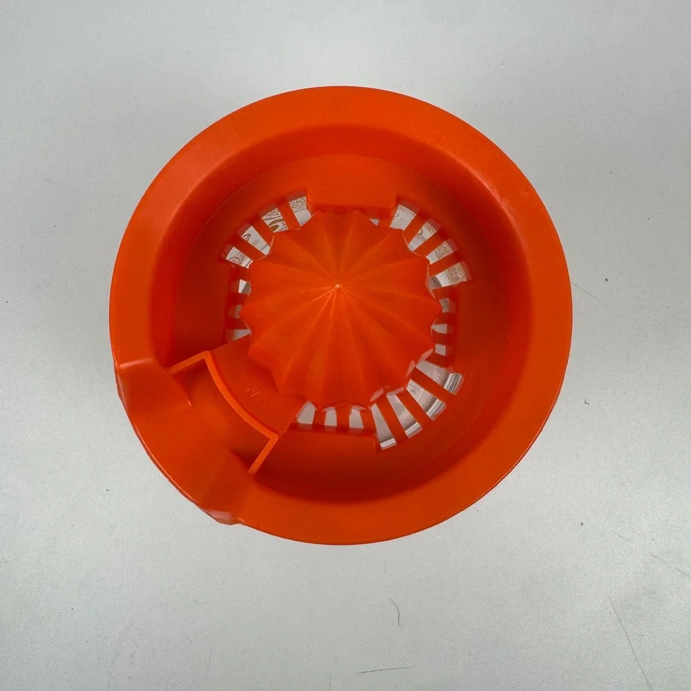 Vintage Gemco Glass Citrus Juicer‎ Orange Plastic Reamer Made in USA Retro MCM